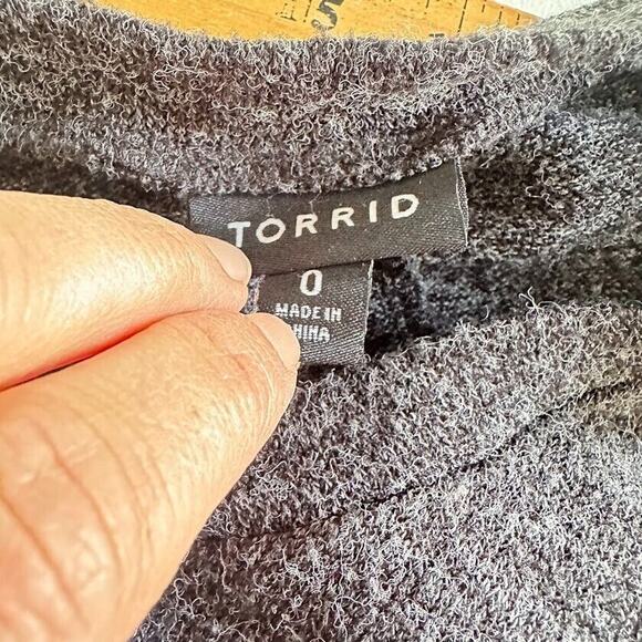 Torrid Dress Womens Size 0 Large Gray Shift V-Neck Short Sleeve Casual Knit - Picture 6 of 9